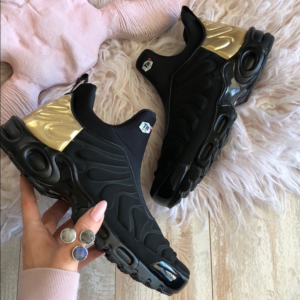 NWT Nike Air Max Plus slip - Picture 2 of 7
